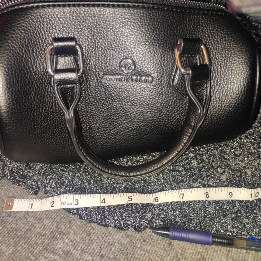 Purses - Picture 1 of 6